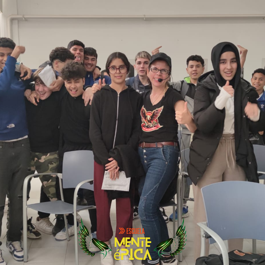 Eva María Zamora impartiendo formación en centros educativos (6 de 10)